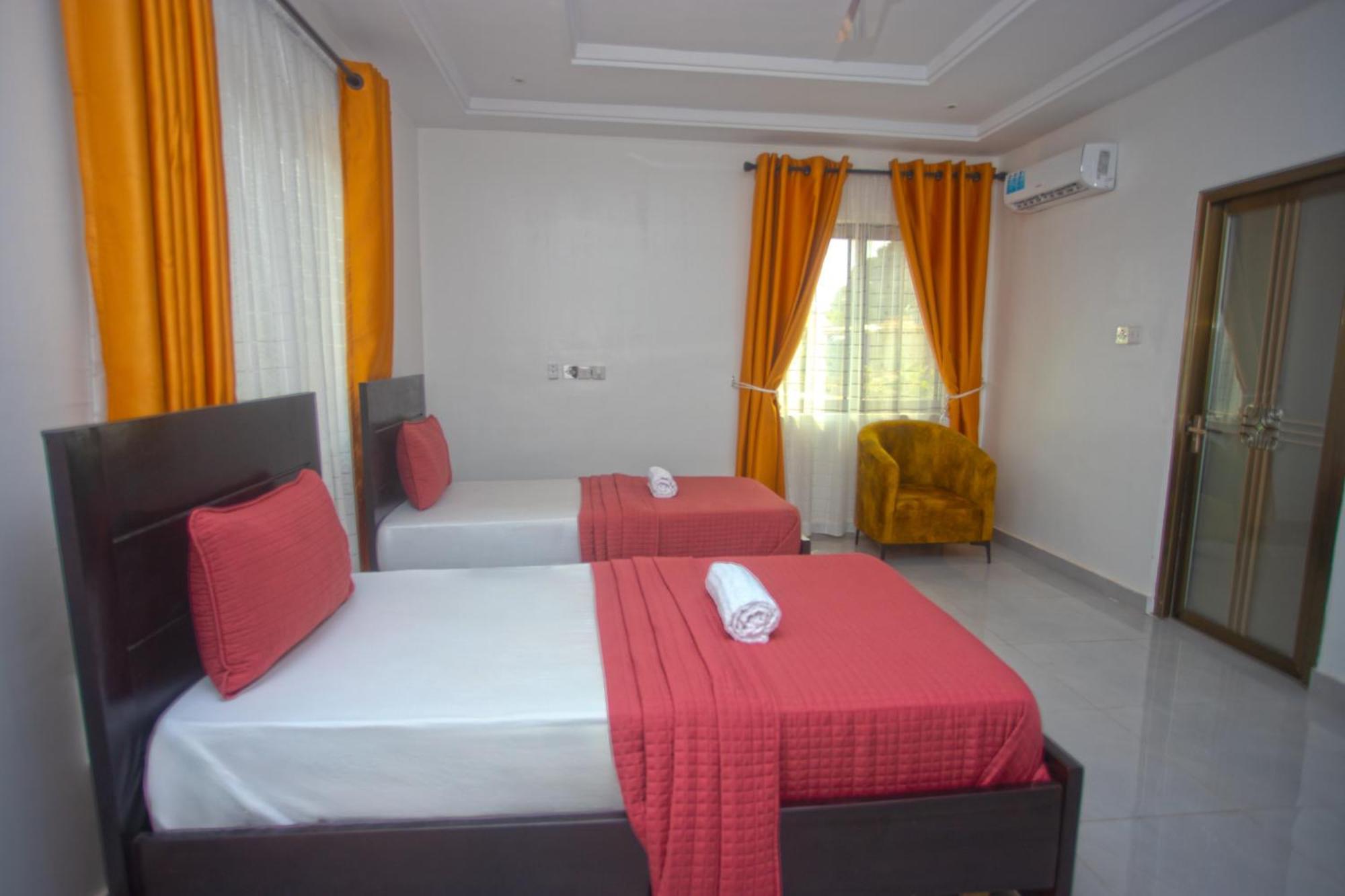 Labev Hotel كوماسي المظهر الخارجي الصورة