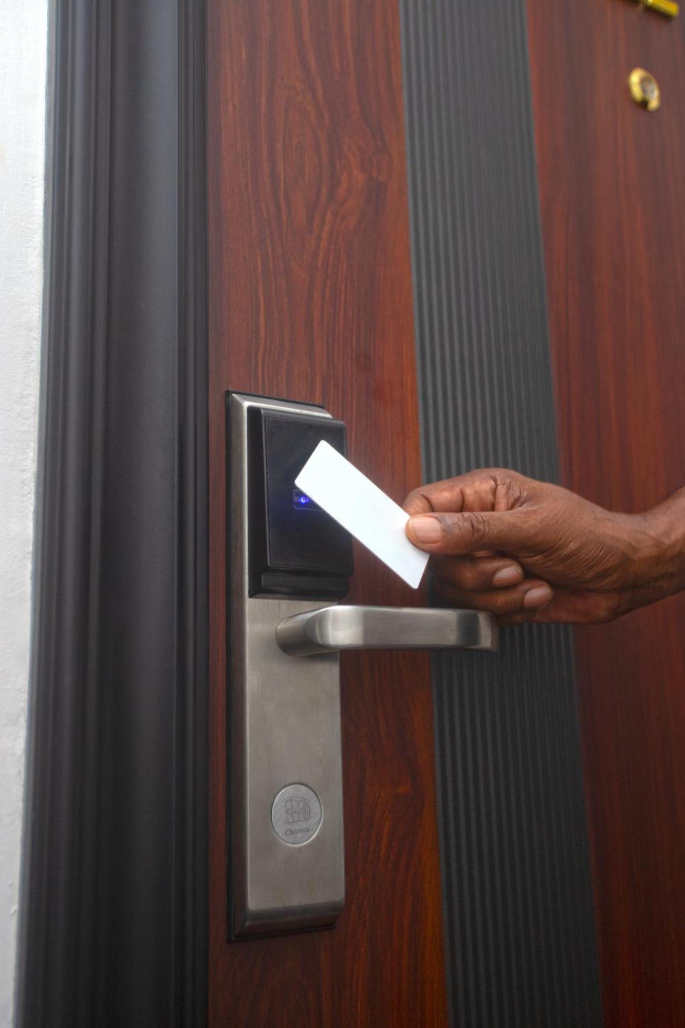 Labev Hotel كوماسي المظهر الخارجي الصورة