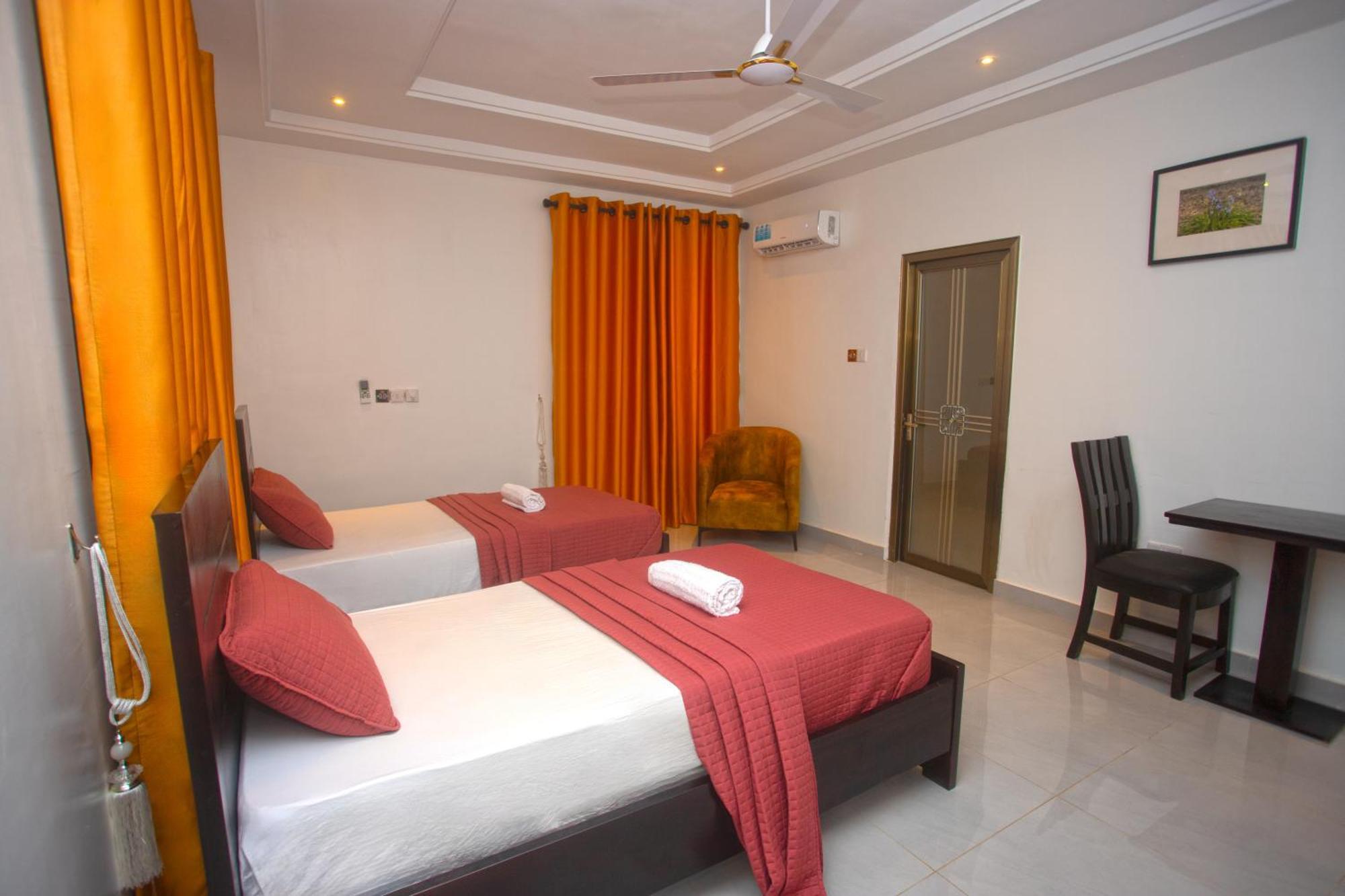 Labev Hotel كوماسي المظهر الخارجي الصورة